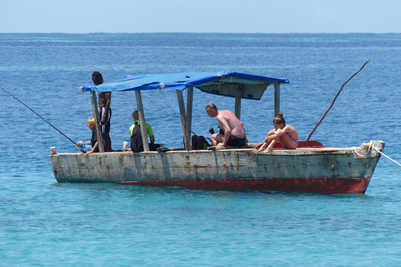 The Beach Crab Resort Pangani Exterior foto